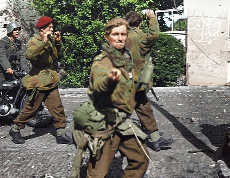 Lieutenant Jack Reynolds MC, 2nd Battalion South Staffordshire. Captured near St Elizabeth hospital, Arnhem.