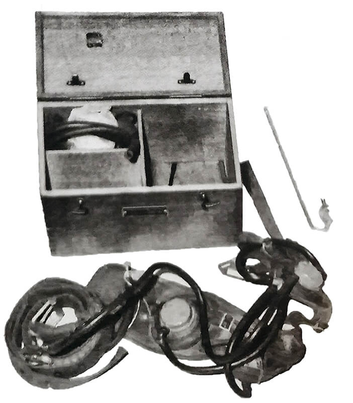 TAG-1 communication set