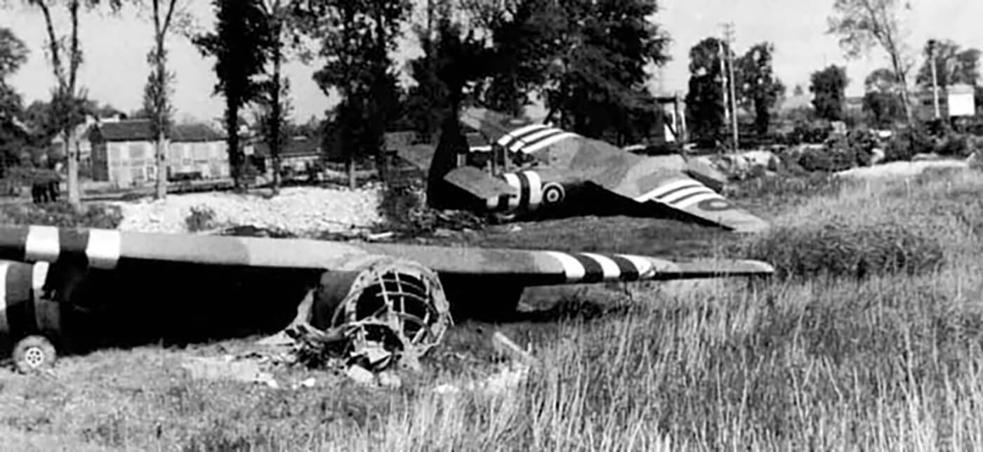 Horsa No. 1 and 3 near the Canal Bridge.