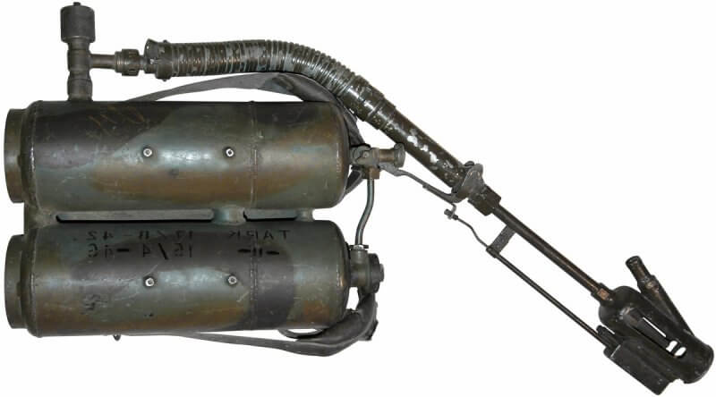 Lanciafiamme Modello 1935