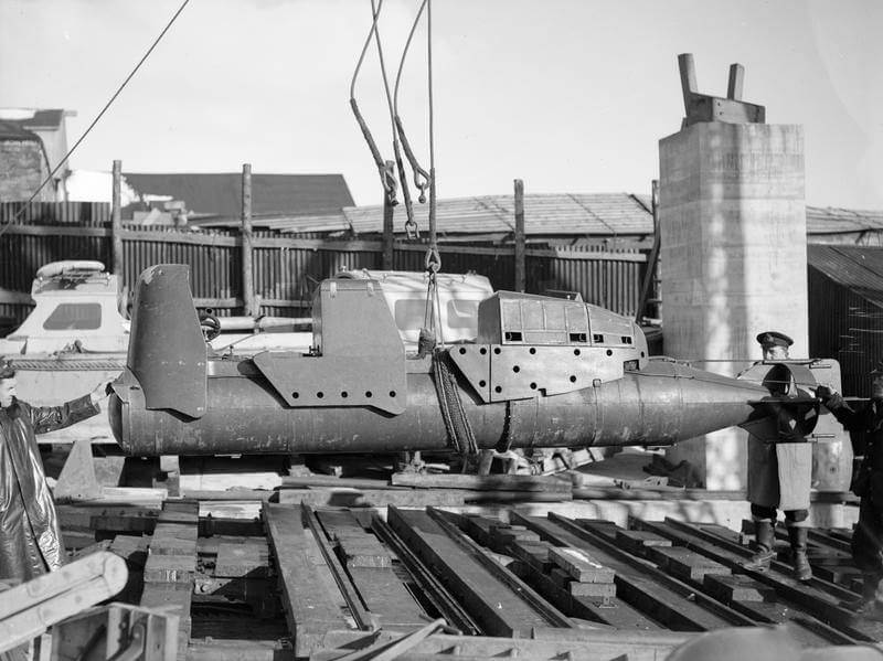 CHARIOT CRAFT AND MEN. 3 MARCH 1944, ROTHESAY.. Image: IWM (A 22121) https://www.iwm.org.uk/collections/item/object/205154348]