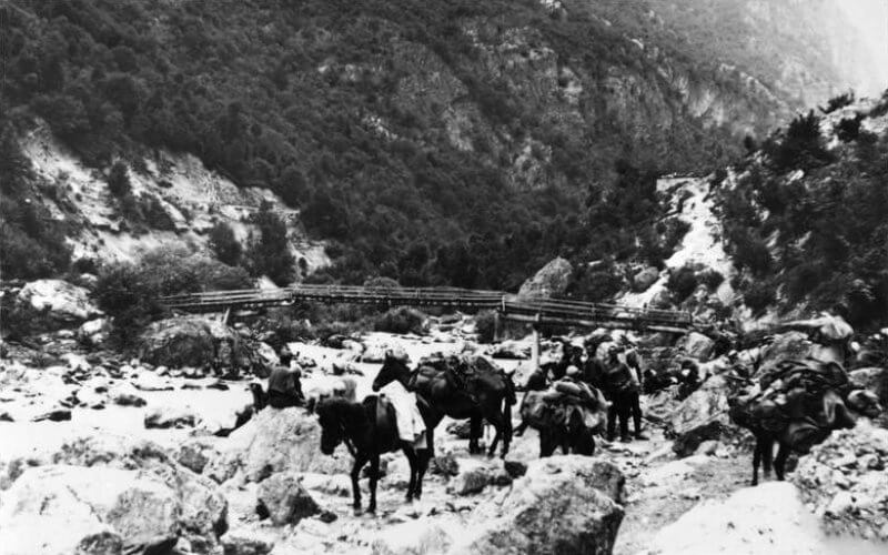 SERVICE OF MICHAEL LIS WITH THE SPECIAL OPERATIONS EXECUTIVE [SOE] MISSION TO ALBANIA,    1943 (HU 68515) Copyright: ý IWM. Original Source: http://www.iwm.org.uk/collections/item/object/205047688