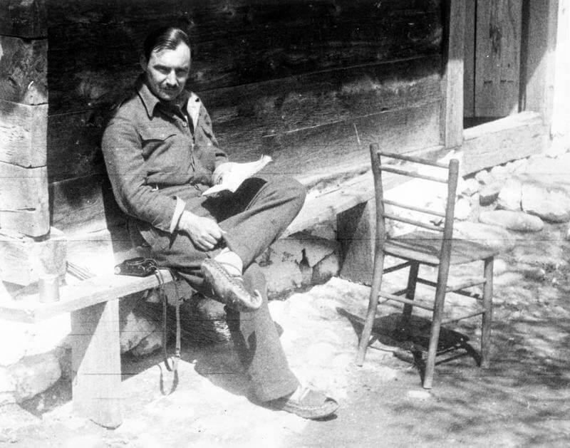 MAJOR A F M JACK IN THE SERVICE OF SPECIAL OPERATIONS EXECUTIVE, 1943-1944 (HU 88447) Members of the SOE Mission to Mihailovic's Chetniks. Major A F M Jack. Copyright: ý IWM. Original Source: http://www.iwm.org.uk/collections/item/object/205303414