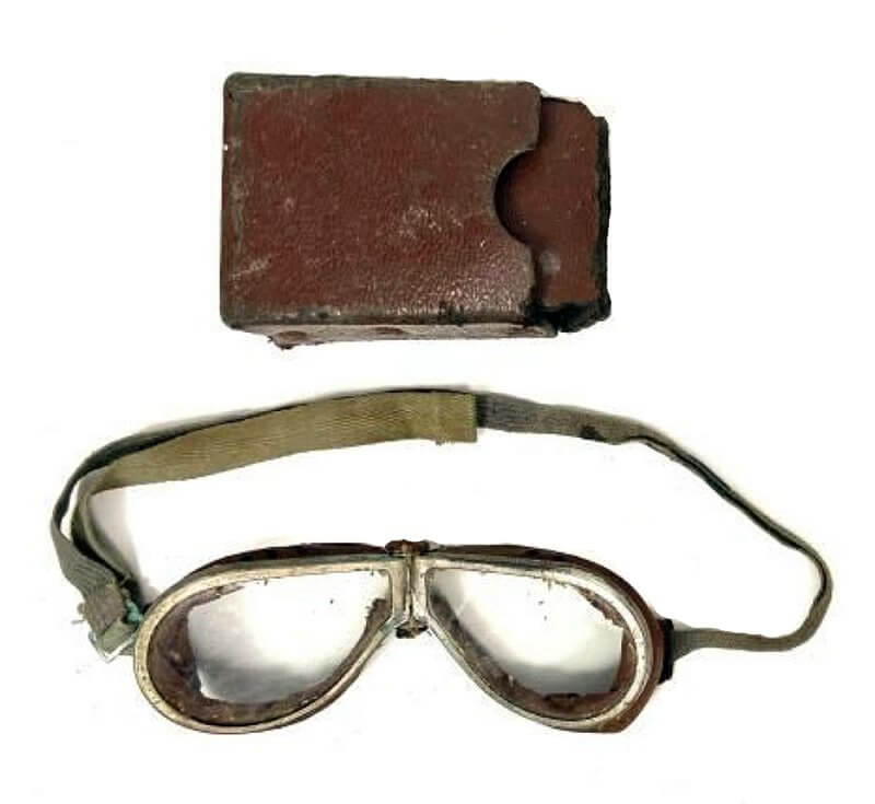 MT Goggles with Case