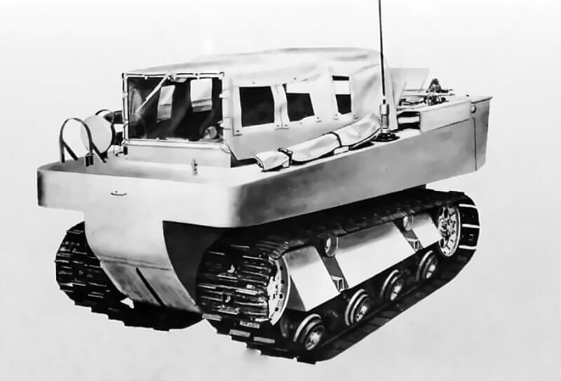 T15, the first Studebaker oversnow vehicle, uses a rear engine configuration that proves mechanically unreliable in service.