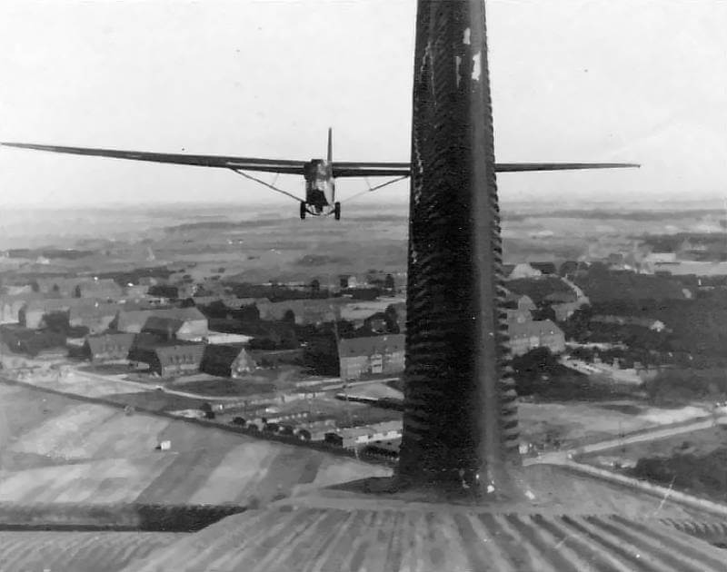 DFS 230 during flight. Photograph taken from a Junker 52.