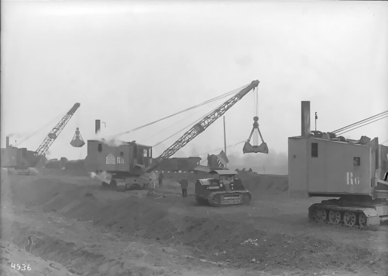Construction of the Albert Kanaal.