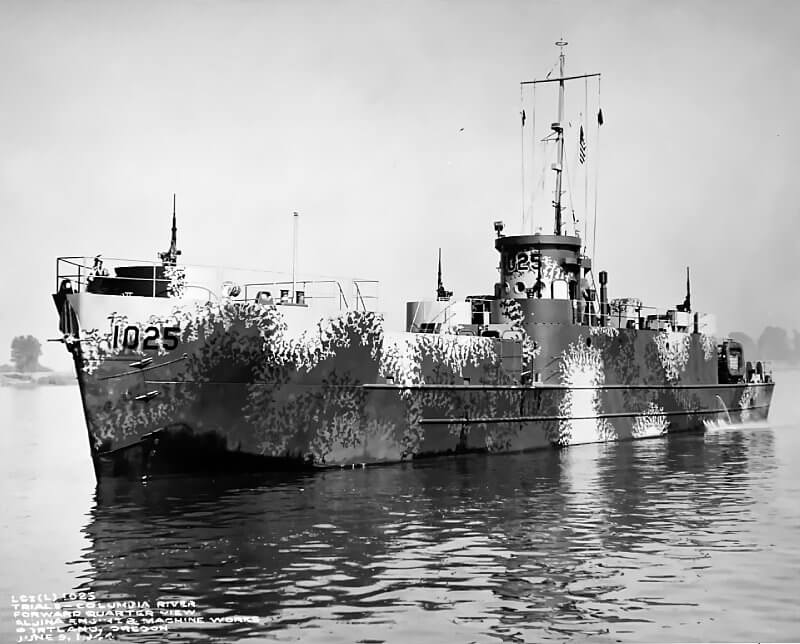LCI,(L) 1025